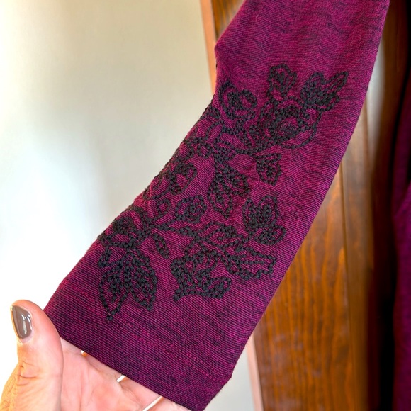 Fuschis Athletic Dress Size L - Picture 2 of 3